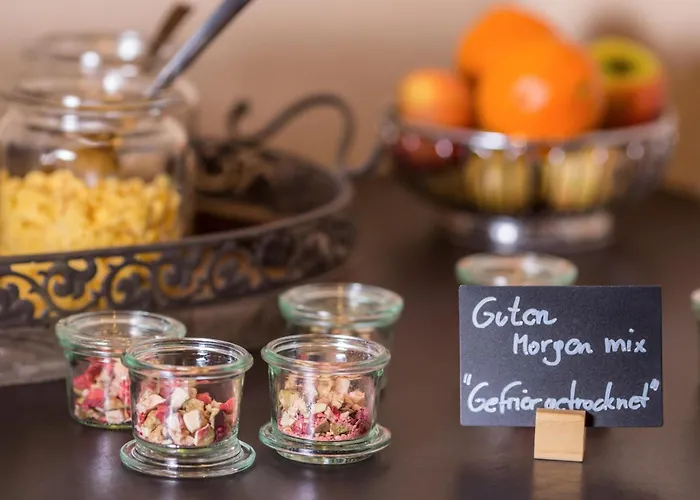 Schneerose - - Premium Card Im Sommer Apartment